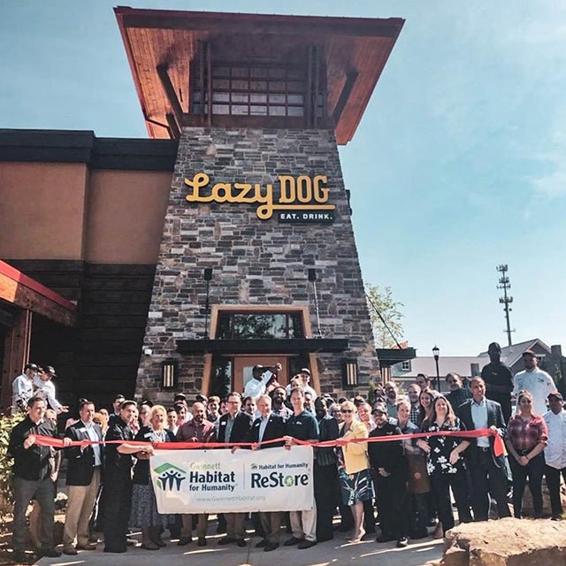 Lazy Dog Restaurant & Bar Opens in Peachtree Corners - LD.com